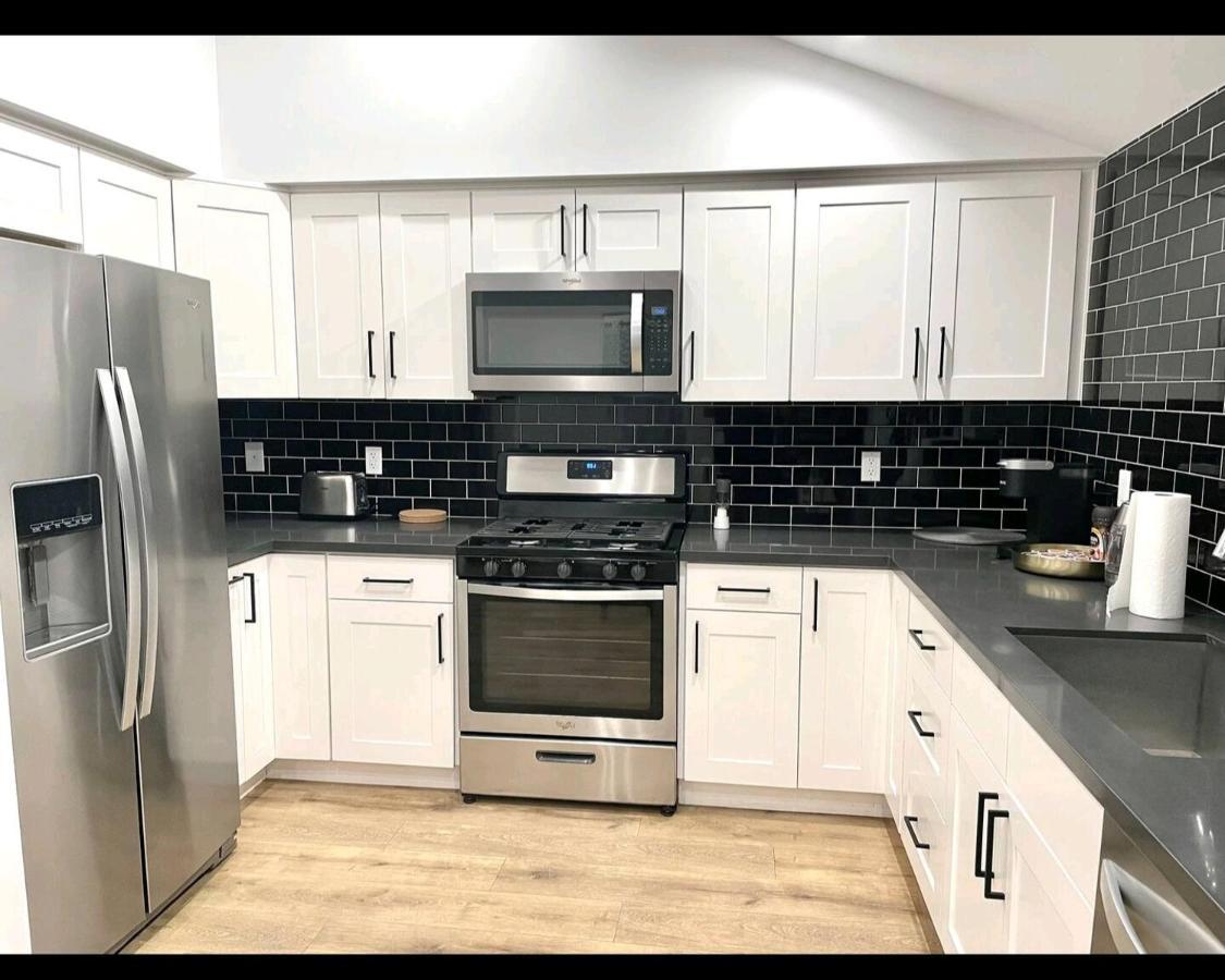 Gated Private House With Own Parking Sherman Oaks Λος Άντζελες Εξωτερικό φωτογραφία